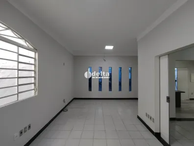 Ponto Comercial com 5 Quartos para alugar, 145m² no Fundinho, Uberlândia