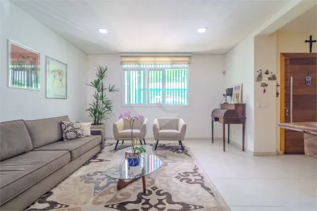Sobrado com 2 Quartos à venda, 241m² no Vila Mariana, São Paulo
