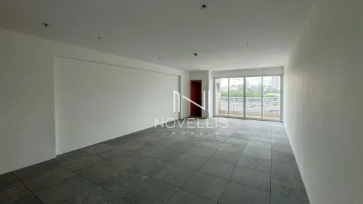 Sala Comercial à venda, 52m² no Jardim São Dimas, São José dos Campos