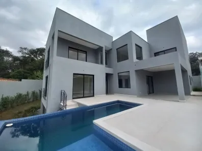 Casa de Condomínio com 3 Quartos à venda, 300m² no Chácara Moinho Velho, Carapicuíba