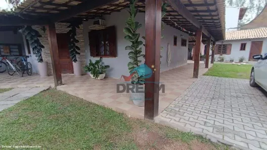 Casa com 4 Quartos à venda, 200m² no Loteamento Extensão do Serramar, Rio das Ostras