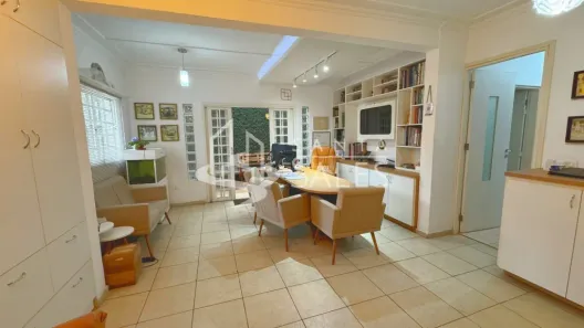Sobrado com 6 Quartos à venda, 272m² no Jardim Santa Cruz (Campo Grande), São Paulo