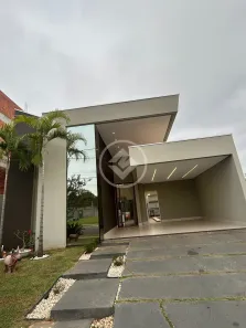 Casa de Condomínio com 3 Quartos à venda, 170m² no Condomínio Belvedere II, Cuiabá