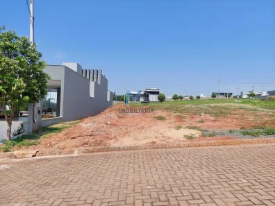 Lote/Terreno à venda, 392m² no Condomínio Oasis do Rio Paraná, Porto Rico