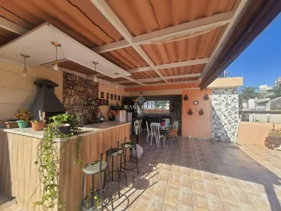 Casa com 2 Quartos à venda, 250m² no Canto do Forte, Praia Grande