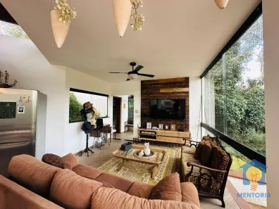Casa de Condomínio com 3 Quartos para venda ou aluguel, 400m² no Chácara Pavoeiro, Cotia