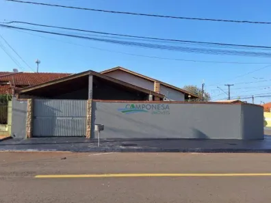 Casa com 3 Quartos à venda, 140m² no Jardim São Tomás, Londrina