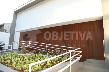 Casa com 6 Quartos à venda, 242m² no Vigilato Pereira, Uberlândia