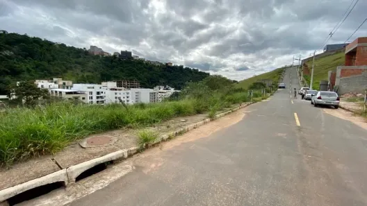 Lote/Terreno à venda, 360m² no Recanto da Mata, Juiz de Fora