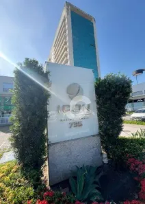 Sala Comercial à venda, 28m² no Centro, São Gonçalo