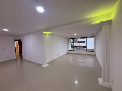 Apartamento com 3 Quartos à venda, 136m² no Candeias, Vitória da Conquista