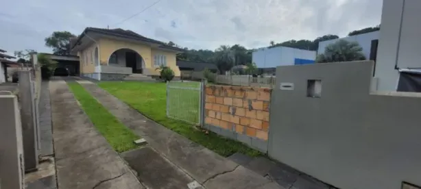 Lote/Terreno à venda, 203m² no Água Verde, Blumenau