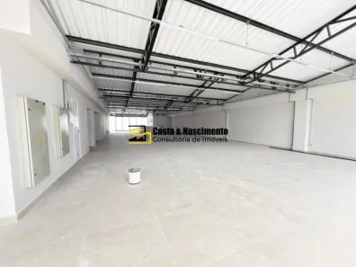 Galpão/Depósito/Armazém à venda, 4200m² no Cambuci, São Paulo