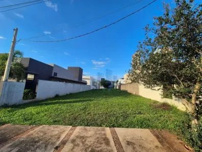 Lote/Terreno à venda, 360m² no Residencial Villaggio III, Bauru