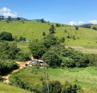 Fazenda/Sítio com 2 Quartos à venda, 60m² no Campo do Monteiro, São Bento do Sapucaí