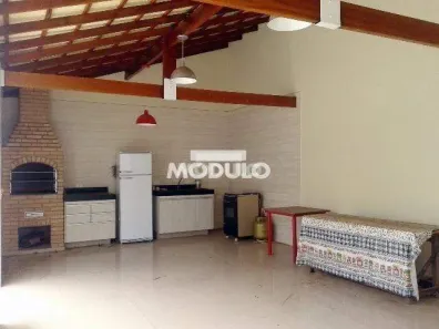 Casa com 4 Quartos à venda, 260m² no Vigilato Pereira, Uberlândia