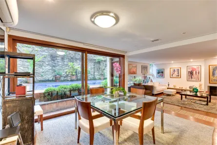 Sobrado com 3 Quartos à venda, 360m² no Jardim Petrópolis, São Paulo