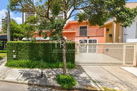 Casa com 4 Quartos para alugar, 299m² no Cambuí, Campinas