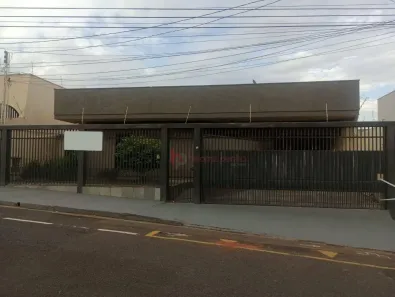 Imóvel Comercial com 4 Quartos à venda, 300m² no Santos Dumont, São José do Rio Preto
