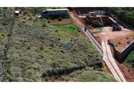 Lote/Terreno à venda, 438m² no São Pedro, Juiz de Fora