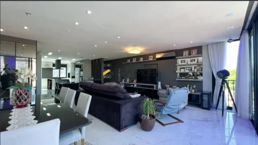 Apartamento com 3 Quartos para alugar, 185m² no Jardim Lindóia, Porto Alegre