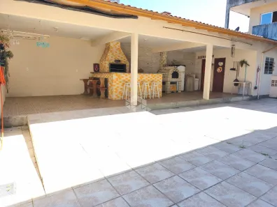 Casa com 6 Quartos à venda, 302m² no Forquilhinha, São José