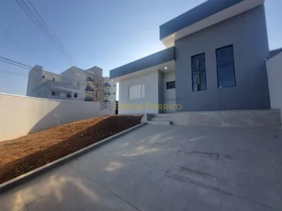 Casa com 3 Quartos à venda, 90m² no Loteamento Residencial e Comercial Flamboyant, Pindamonhangaba
