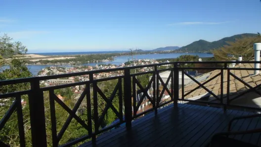 Casa com 3 Quartos à venda, 206m² no Lagoa da Conceição, Florianópolis