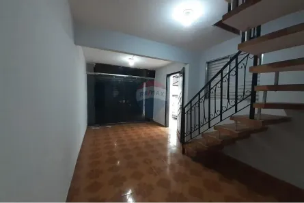 Prédio Comercial para alugar, 121m² no Vila Mazzei, São Paulo