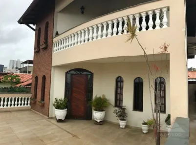 Sobrado com 4 Quartos à venda, 310m² no Vila Nossa Senhora das Vitórias, Mauá