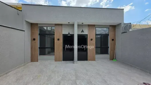 Casa com 2 Quartos à venda, 51m² no Jardim Santa Esmeralda, Sorocaba