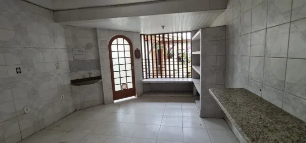 Casa com 4 Quartos à venda, 360m² no Gruta de Lourdes, Maceió