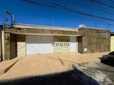 Casa com 3 Quartos à venda, 396m² no Vila União, Fortaleza