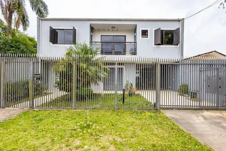 Sobrado com 7 Quartos à venda, 349m² no Novo Mundo, Curitiba