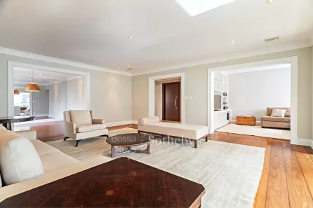 Apartamento com 4 Quartos à venda, 315m² no Vila Uberabinha, São Paulo