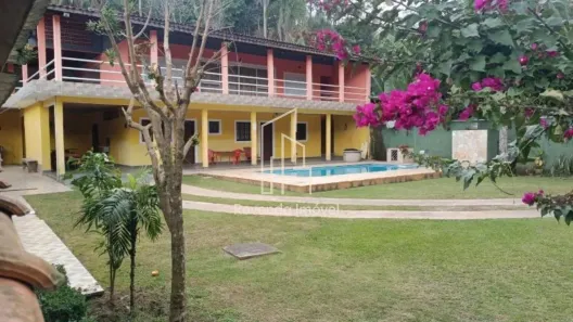 Fazenda/Sítio com 5 Quartos à venda, 1953m² no Crispim, Itapecerica da Serra
