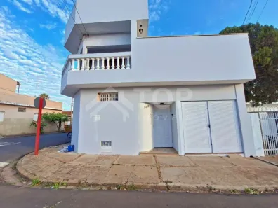 Casa com 3 Quartos para alugar, 228m² no Vila Faria, São Carlos