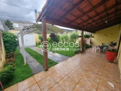 Casa com 2 Quartos à venda, 160m² no Granada, Uberlândia