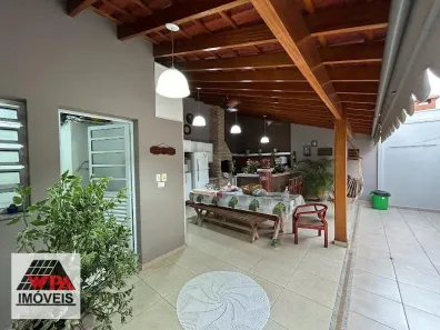 Casa com 3 Quartos à venda, 163m² no Vila Santa Maria, Americana