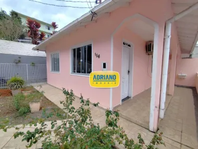 Casa com 2 Quartos para alugar, 70m² no Forquilhinha, São José