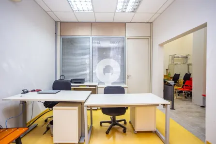 Sala Comercial à venda, 32m² no Centro, Curitiba