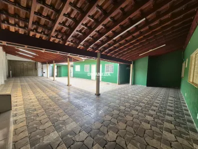 Casa com 4 Quartos à venda, 288m² no Jardim Espírito Santo, Uberaba