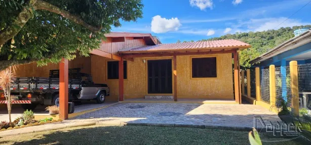 Casa com 2 Quartos à venda, 125m² no São José, Novo Hamburgo