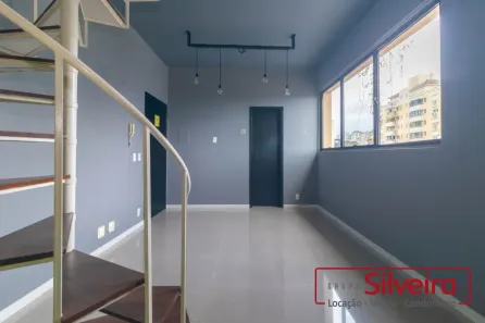 Sala Comercial para venda ou aluguel, 70m² no Floresta, Porto Alegre