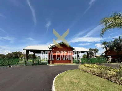 Casa de Condomínio com 3 Quartos para alugar, 240m² no Loteamento Residencial Polinésia, Palmas