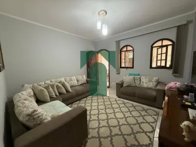 Sobrado com 3 Quartos à venda, 198m² no Vila Pires, Santo André