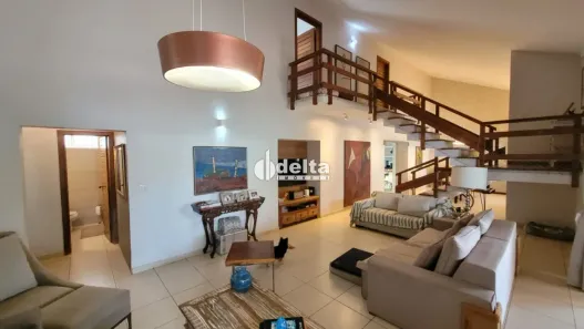Casa com 4 Quartos à venda, 250m² no Cazeca, Uberlândia