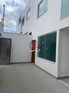 Casa com 3 Quartos à venda, 180m² no Canadá, Contagem