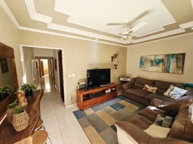 Casa com 3 Quartos à venda, 220m² no Santa Terezinha, Piracicaba