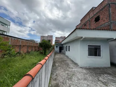 Casa com 2 Quartos à venda, 262m² no Centro Comercial, Dias d'Ávila